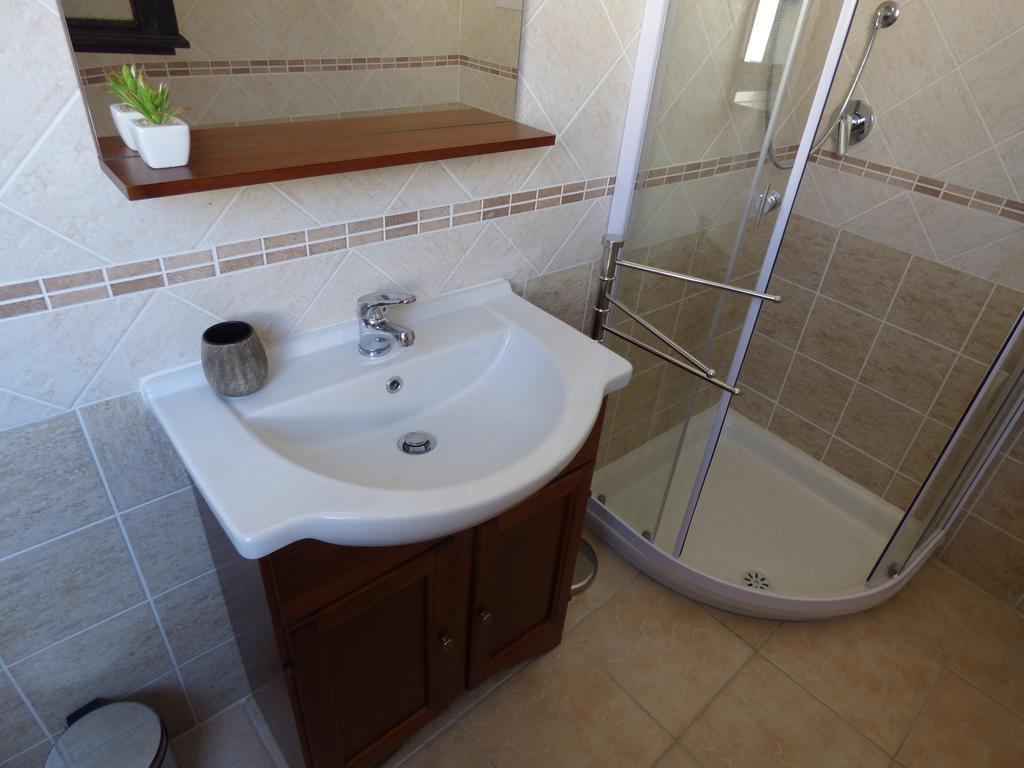 B&B Baia Turchese Porto Ottiolu Rum bild