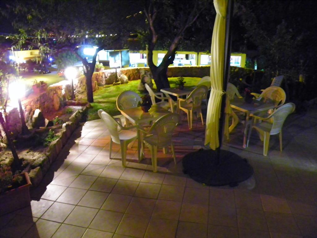 B&B Baia Turchese Porto Ottiolu Exteriör bild