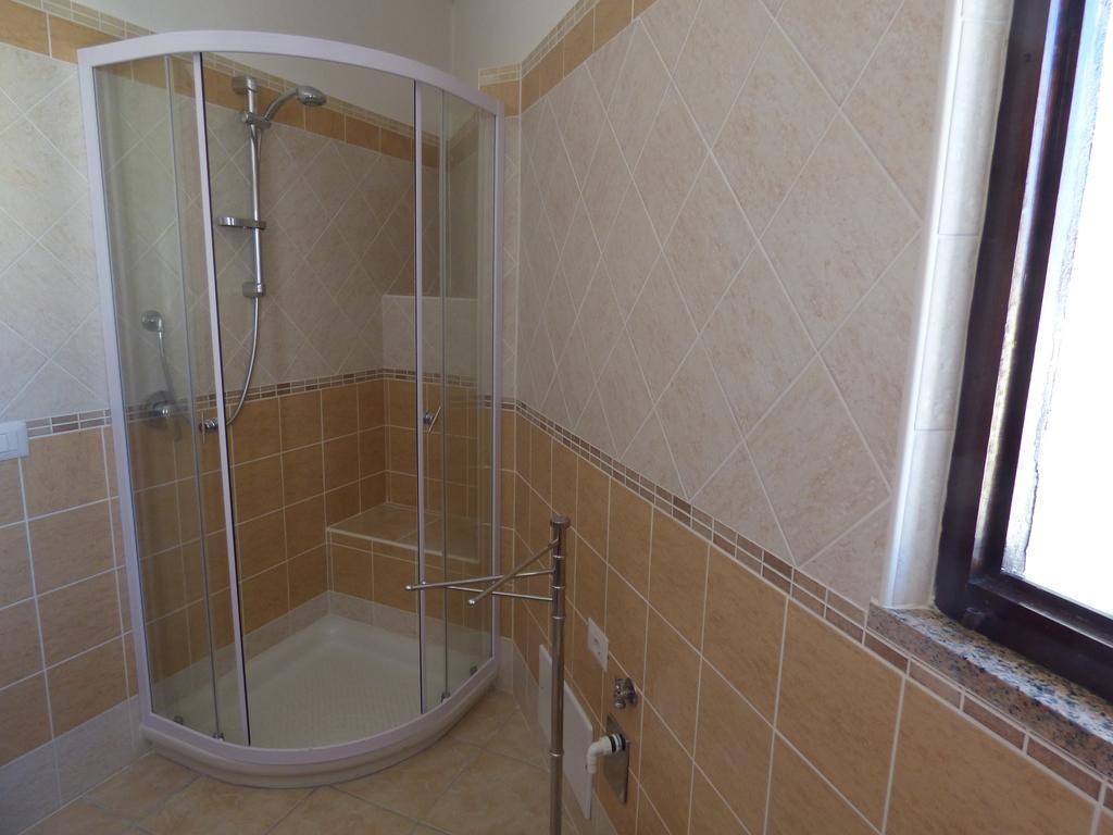B&B Baia Turchese Porto Ottiolu Rum bild