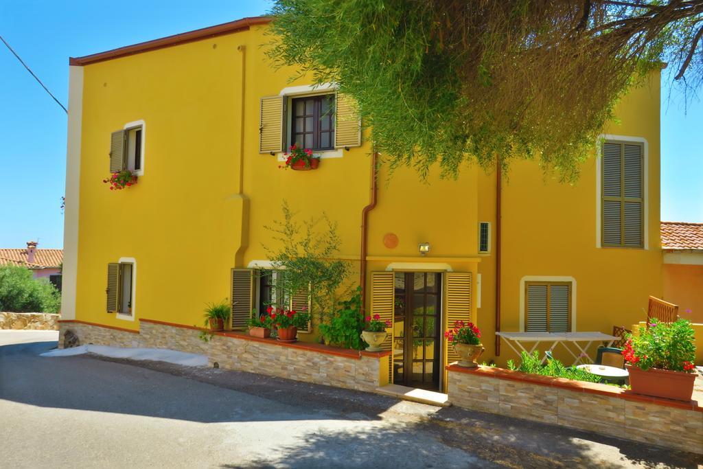 B&B Baia Turchese Porto Ottiolu Exteriör bild