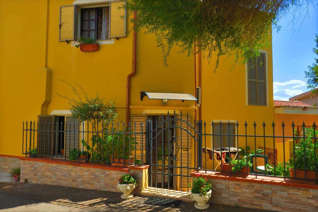 B&B Baia Turchese Porto Ottiolu Exteriör bild