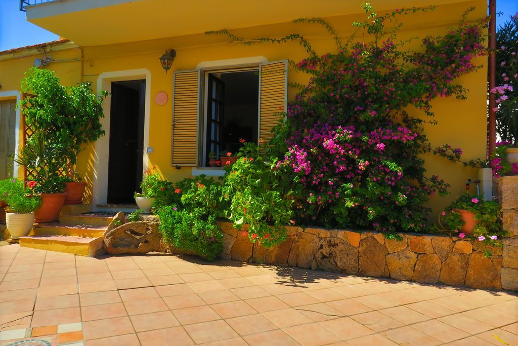 B&B Baia Turchese Porto Ottiolu Exteriör bild