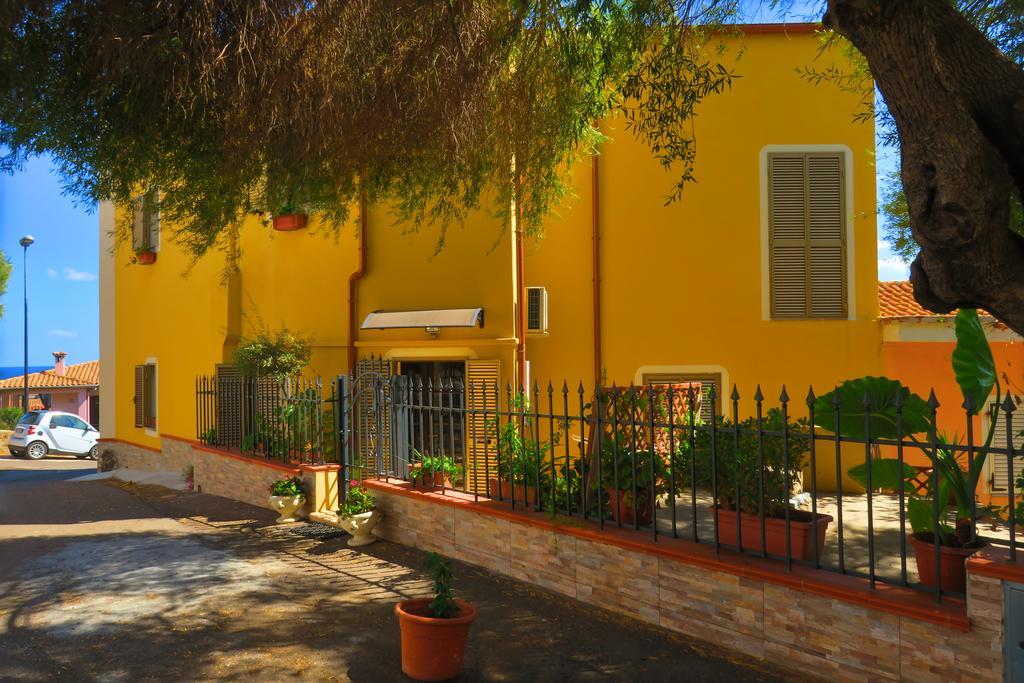 B&B Baia Turchese Porto Ottiolu Exteriör bild